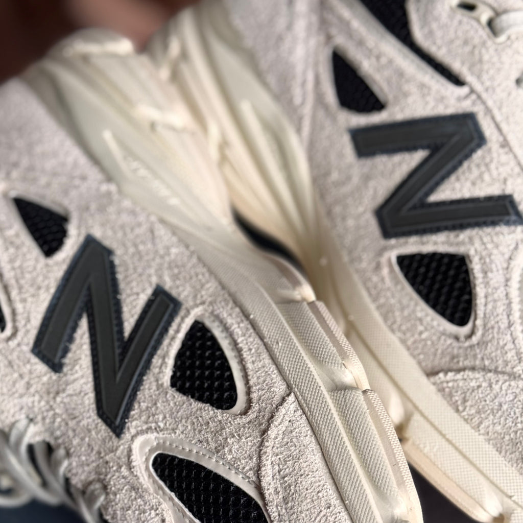 Joe Freshgoods New Balance 990v4 MiUSA 1998 Pack Intro 2023 (USED)