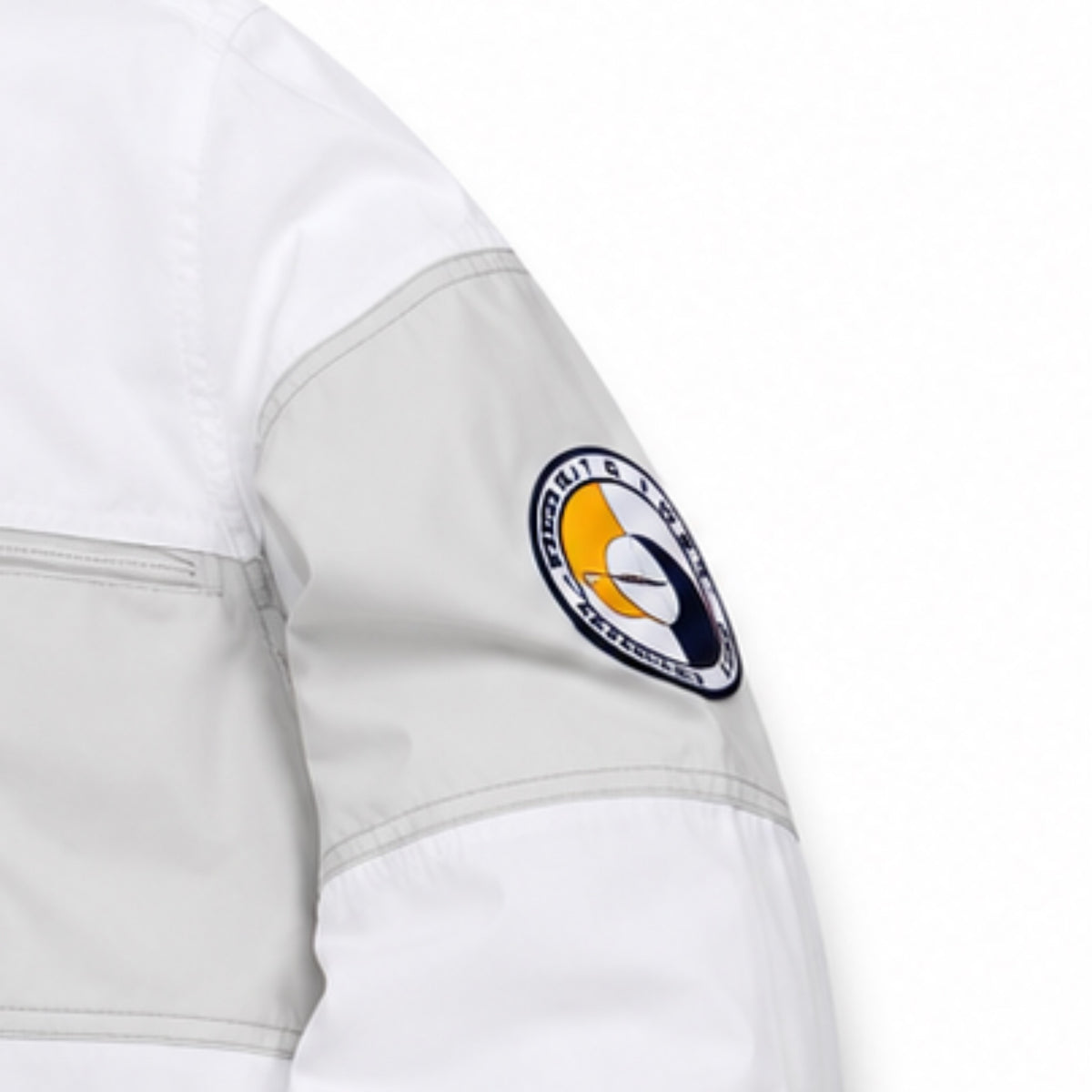 Kith x Tommy Hilfiger Stripe Woven Pullover Jacket White Grey 2019 (USED)
