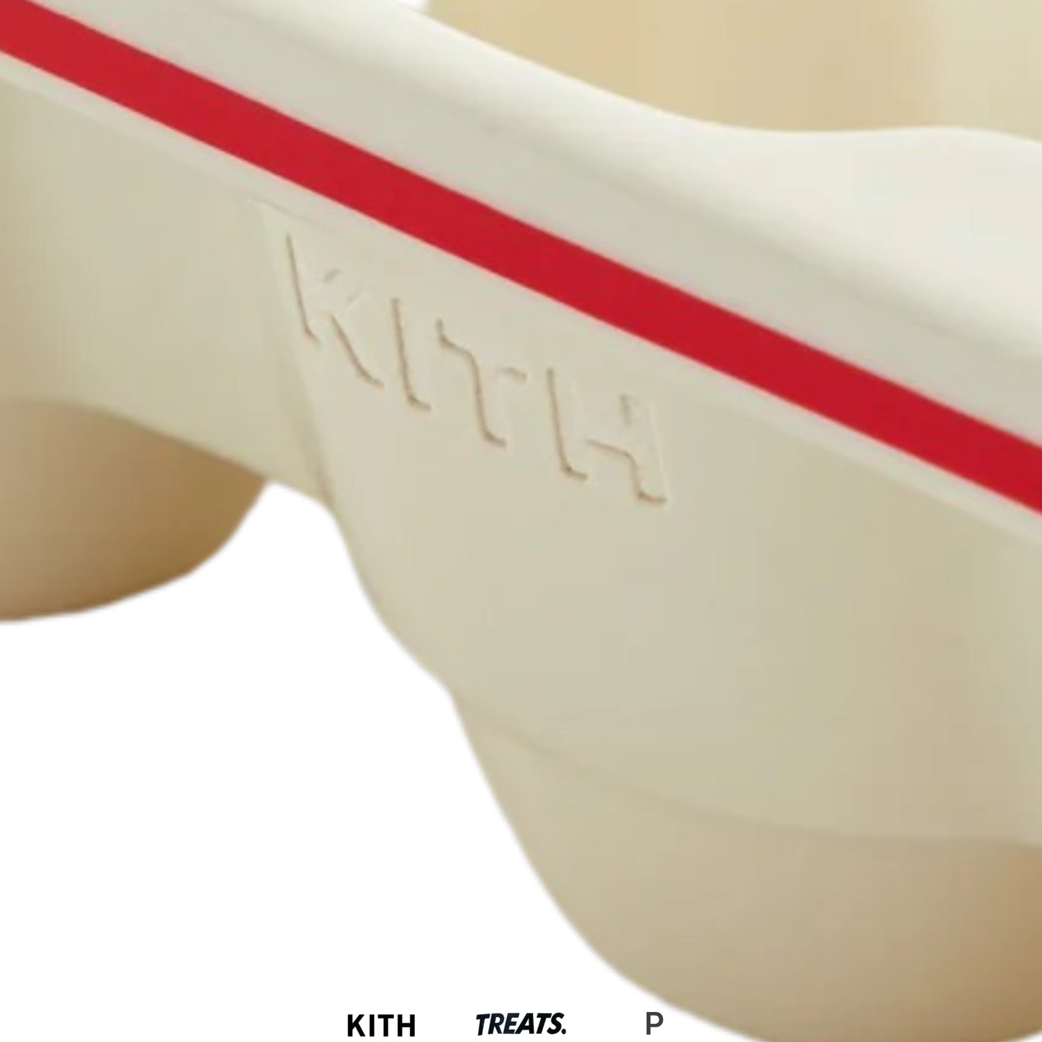Kith Treats Farmers Market Ceramic Half Dozen Egg Holder