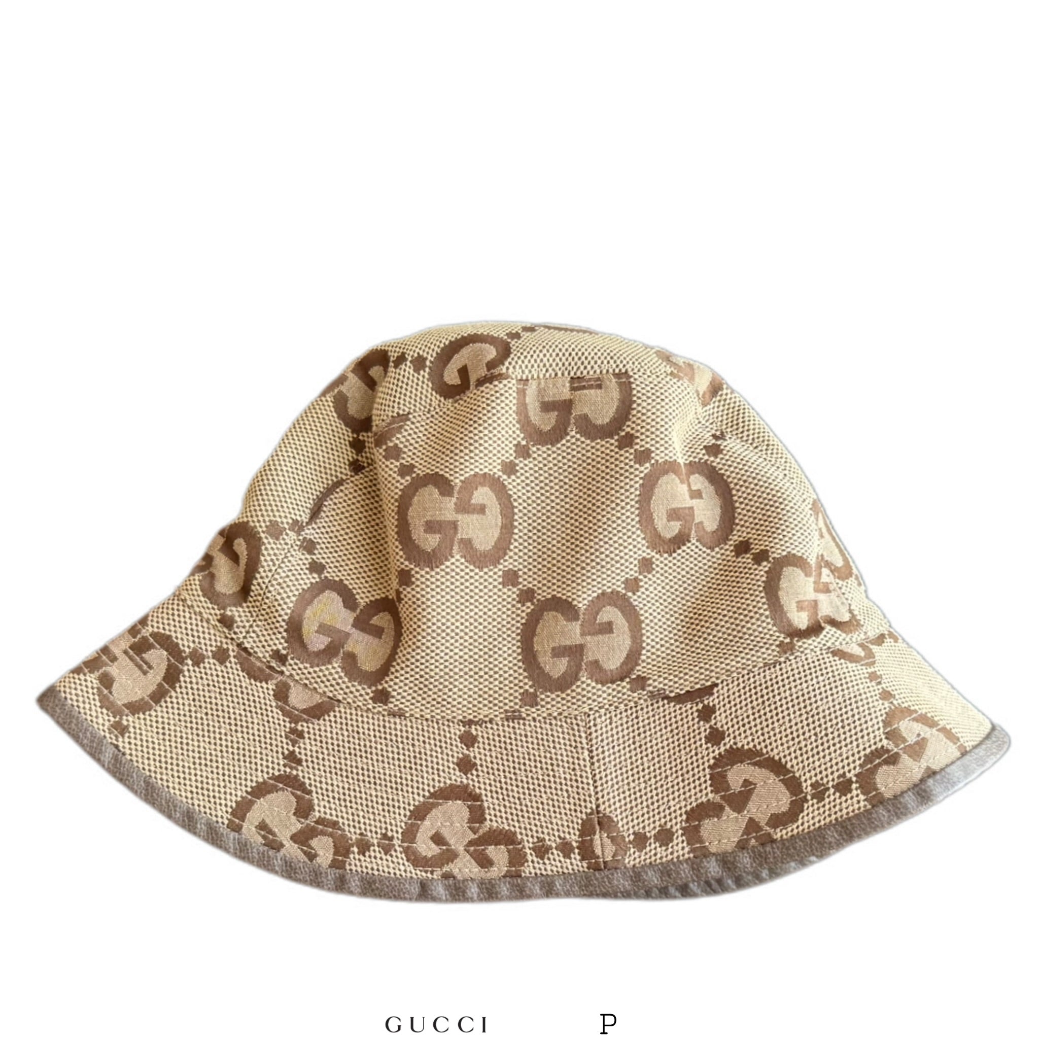 Gucci Jumbo GG Canvas Bucket Hat 2023 (USED)