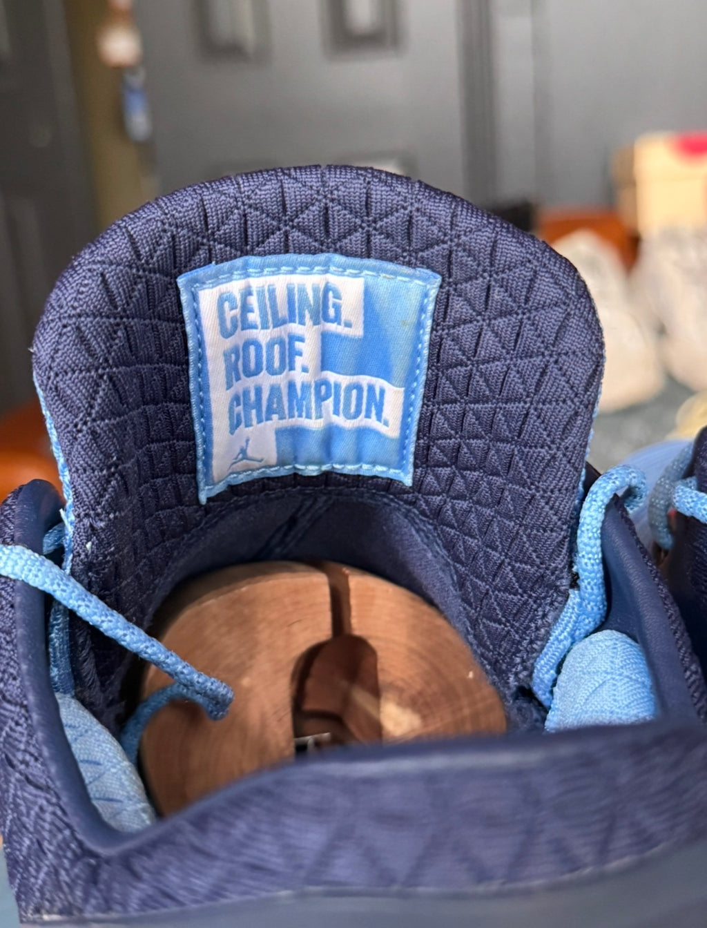 Jordan 32 Low UNC Win Like 82 2017 (USED)