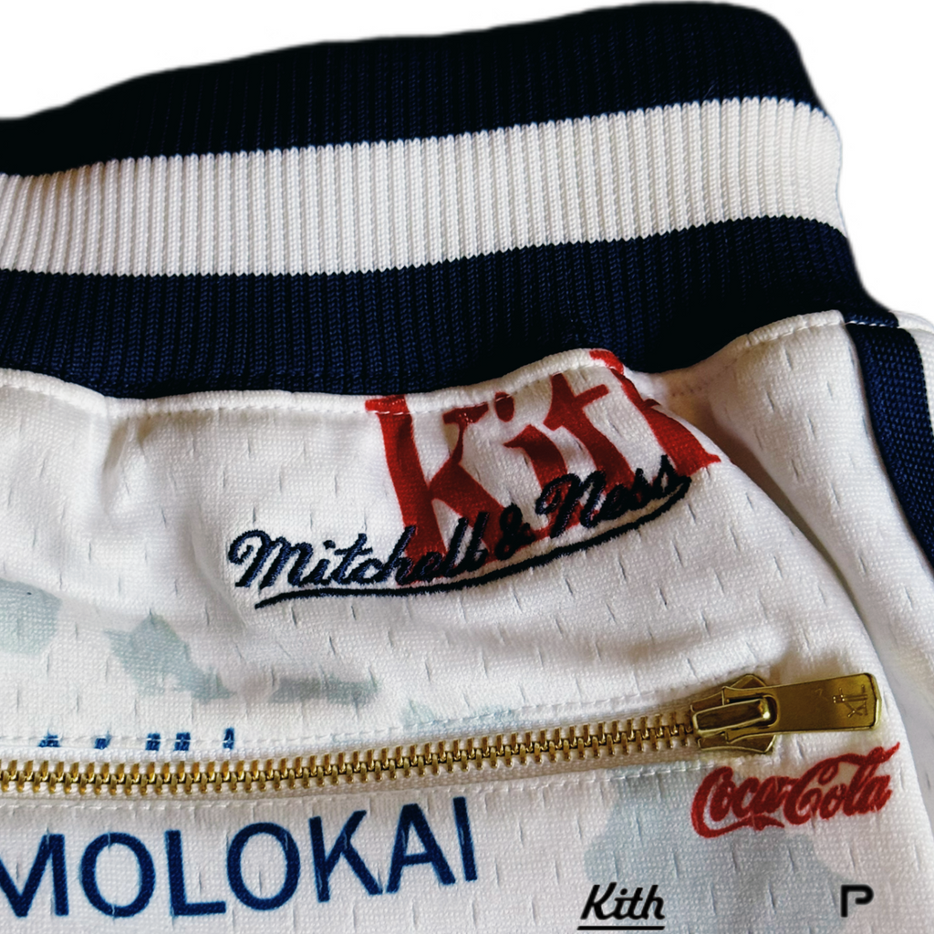Kith Coca-Cola Mitchell & Ness Hawaii Shorts 2019 (USED)