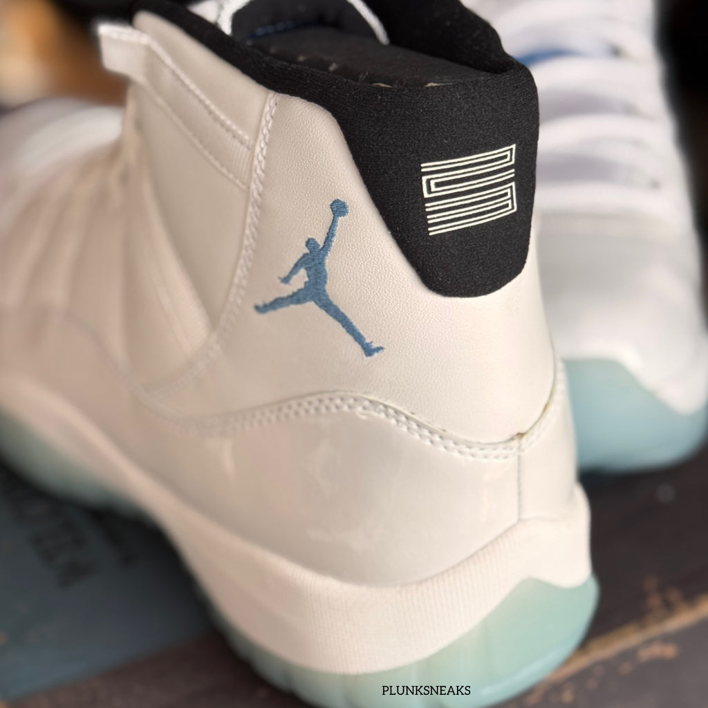 Air Jordan 11 Retro UNC Legend Blue 2014 (NEW)
