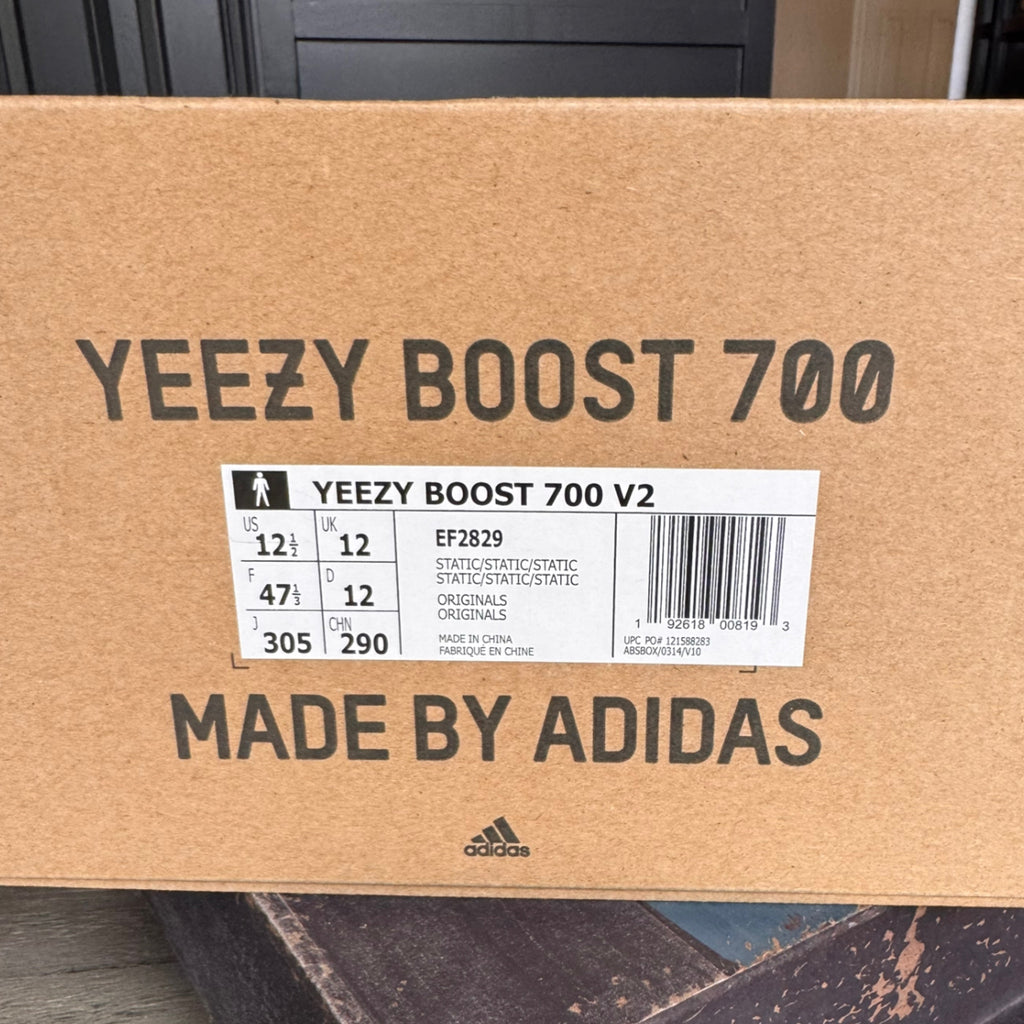 adidas Yeezy Boost 700 V2 Static 2018 (USED)