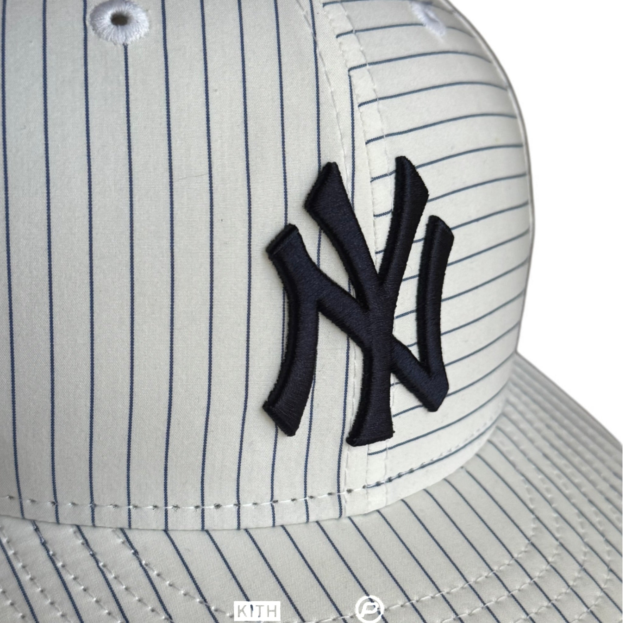 Kith New Era New York Yankees YD Stripe 59Fifty Low Profile Fitted Hat White 2022 (USED)