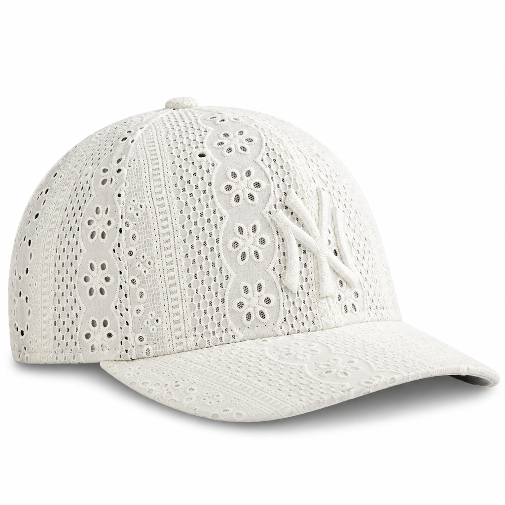 Kith New Era New York Yankees Cotton Eyelet Low Profile 59FIFTY Fitted Cap Sandrift 2023