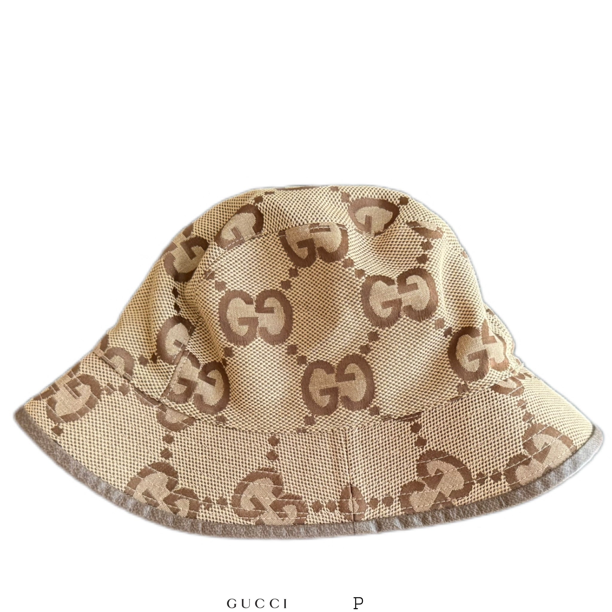 Gucci Jumbo GG Canvas Bucket Hat 2023 (USED)