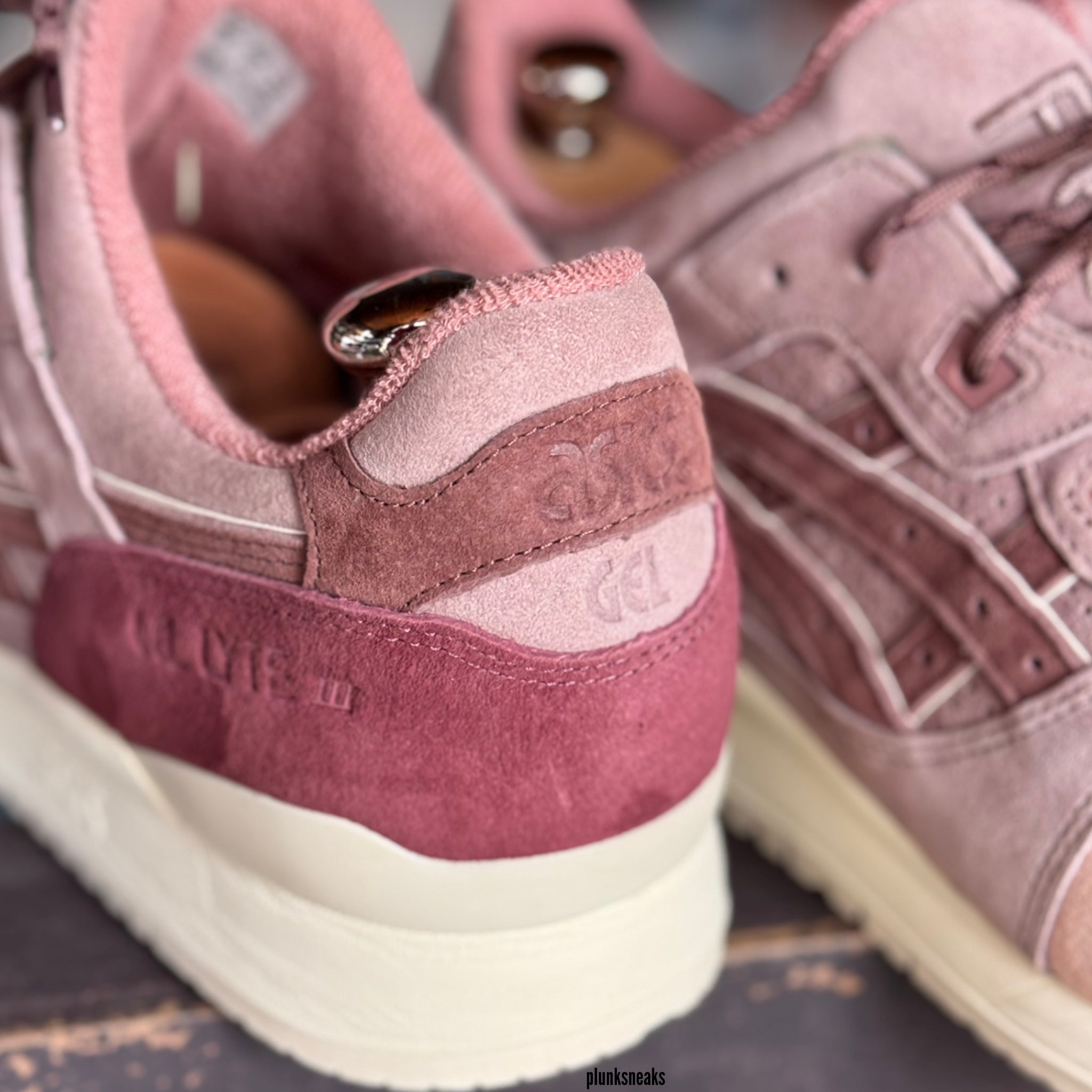 Kith Ronnie Fieg ASICS Gel Lyte 3 '07 By Invitation Only 2023 (USED)