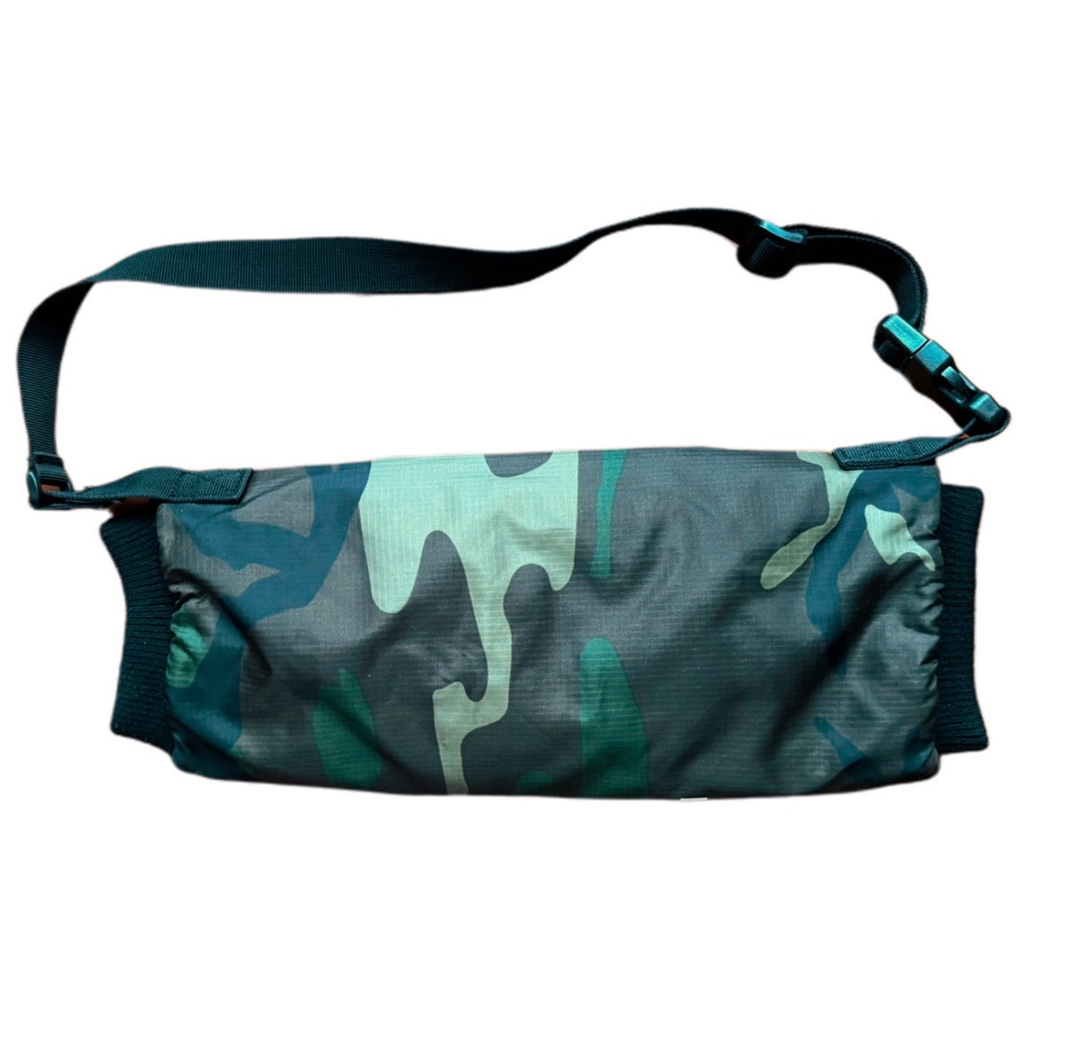 Supreme Hand Warmer Woodland Camo 2018 (USED)