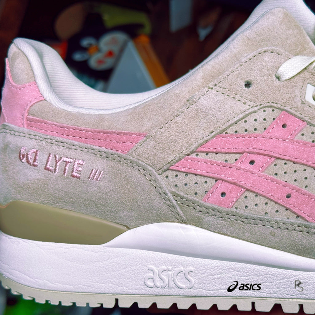 ASICS GEL-LYTE 3 Wood Crepe Plum Blossom 2020 (USED)