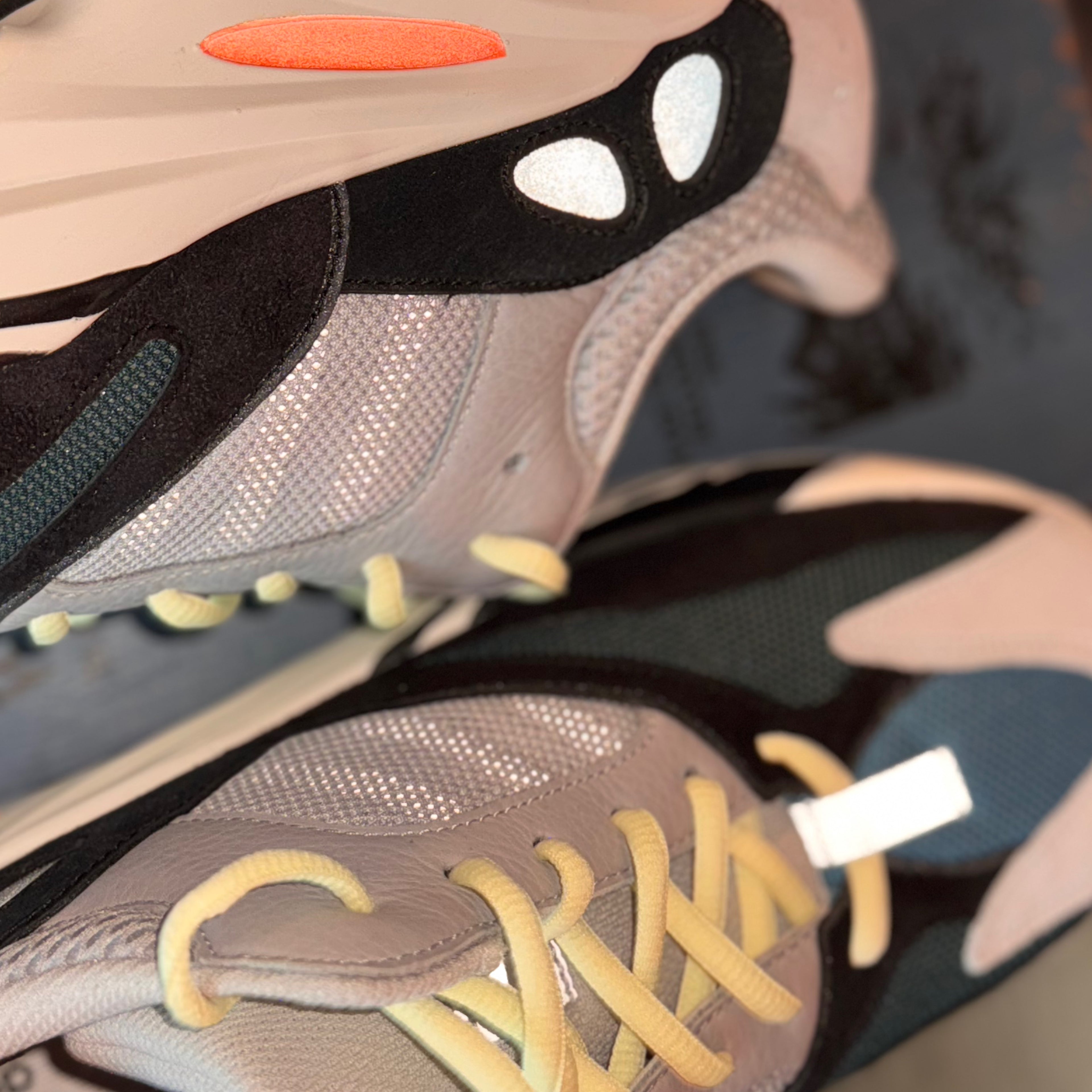 adidas Yeezy Boost 700 Wave Runner 2017 (USED)