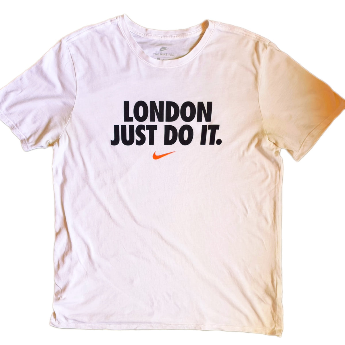Nike London Store Tee White 2019 (USED)