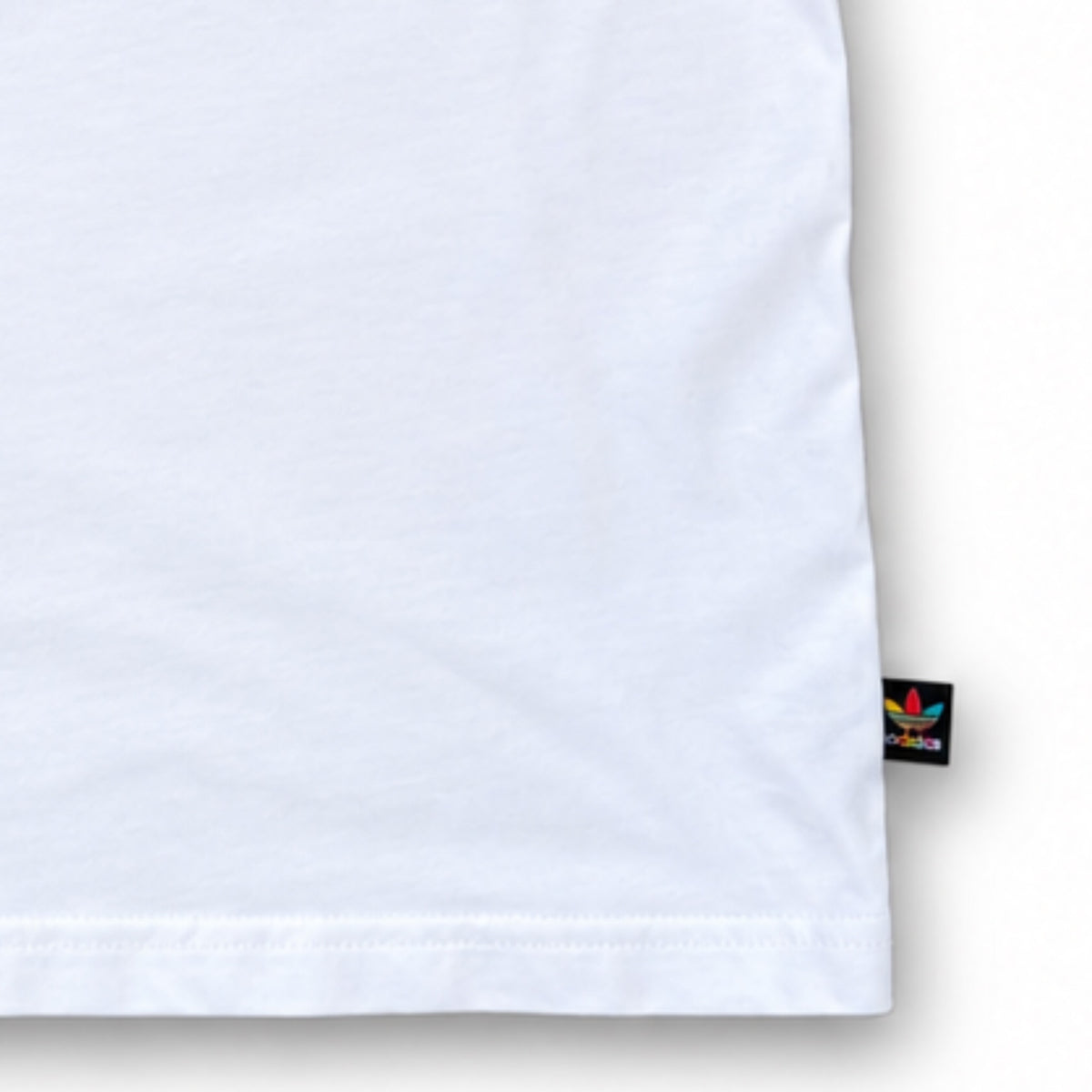 adidas Originals Pharrell Williams Hu Japanese Tee White 2017 (USED)