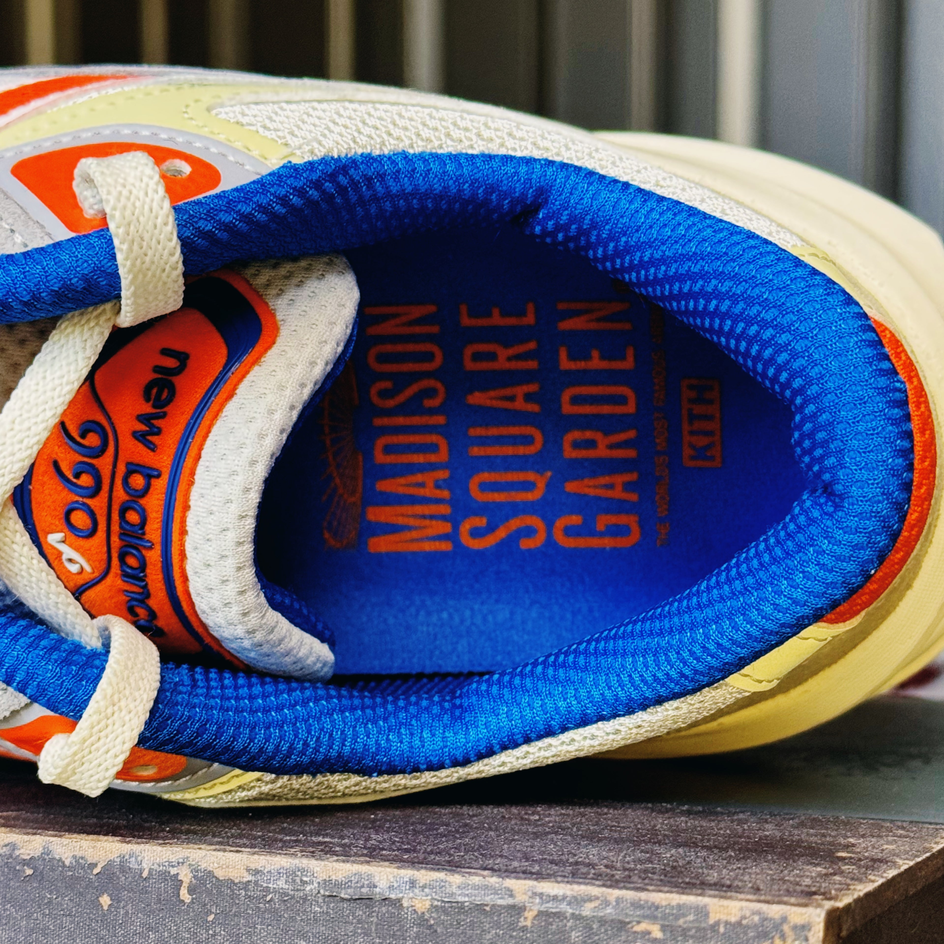 Kith New Balance 990v6 MiUSA Madison Square Garden Knicks 2023 (USED)