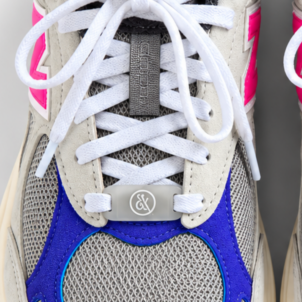 Kith & United Arrows & Sons New Balance 990v3 MiUSA Mushroom 2026