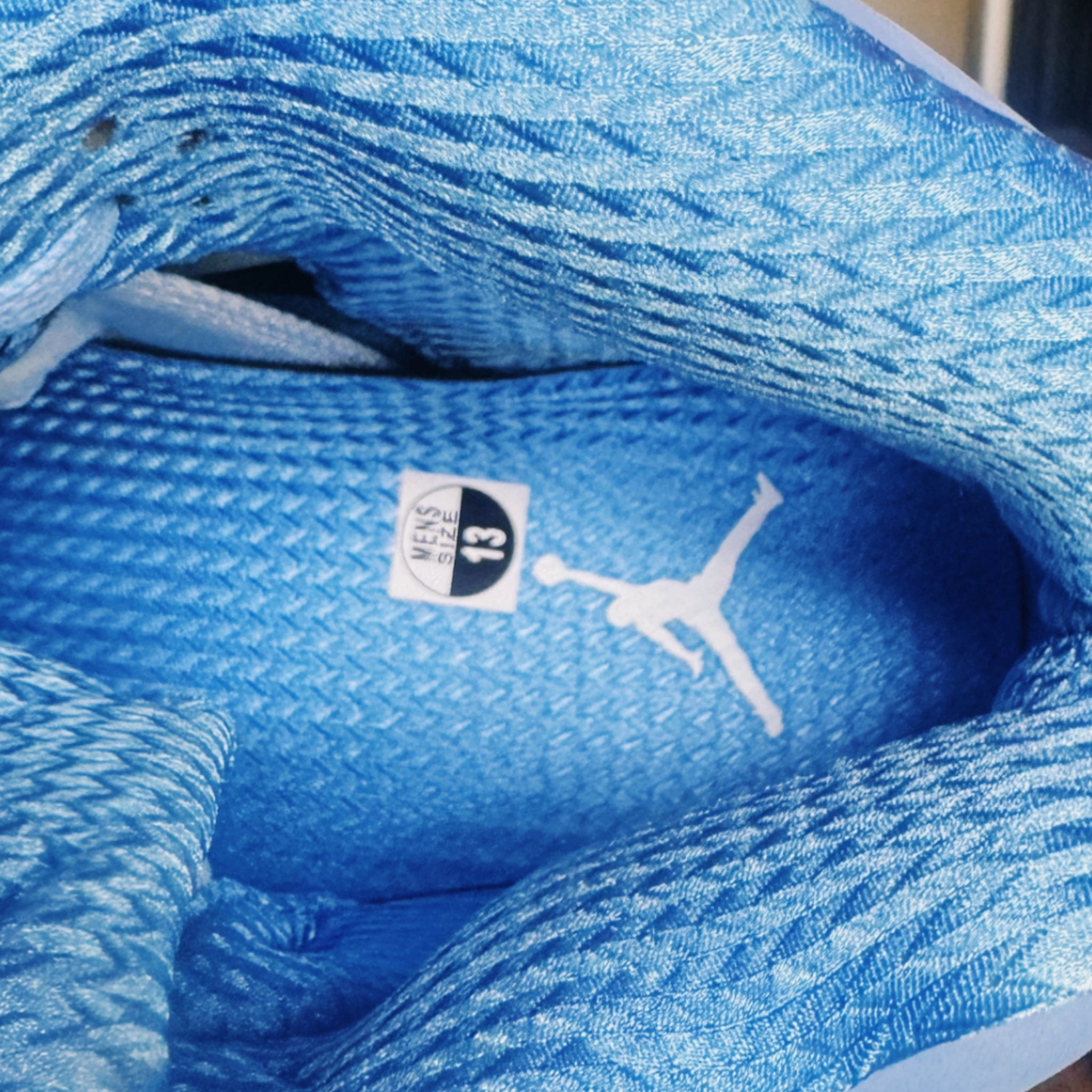 Air Jordan 5 Retro SE UNC 2023 (NEW-)