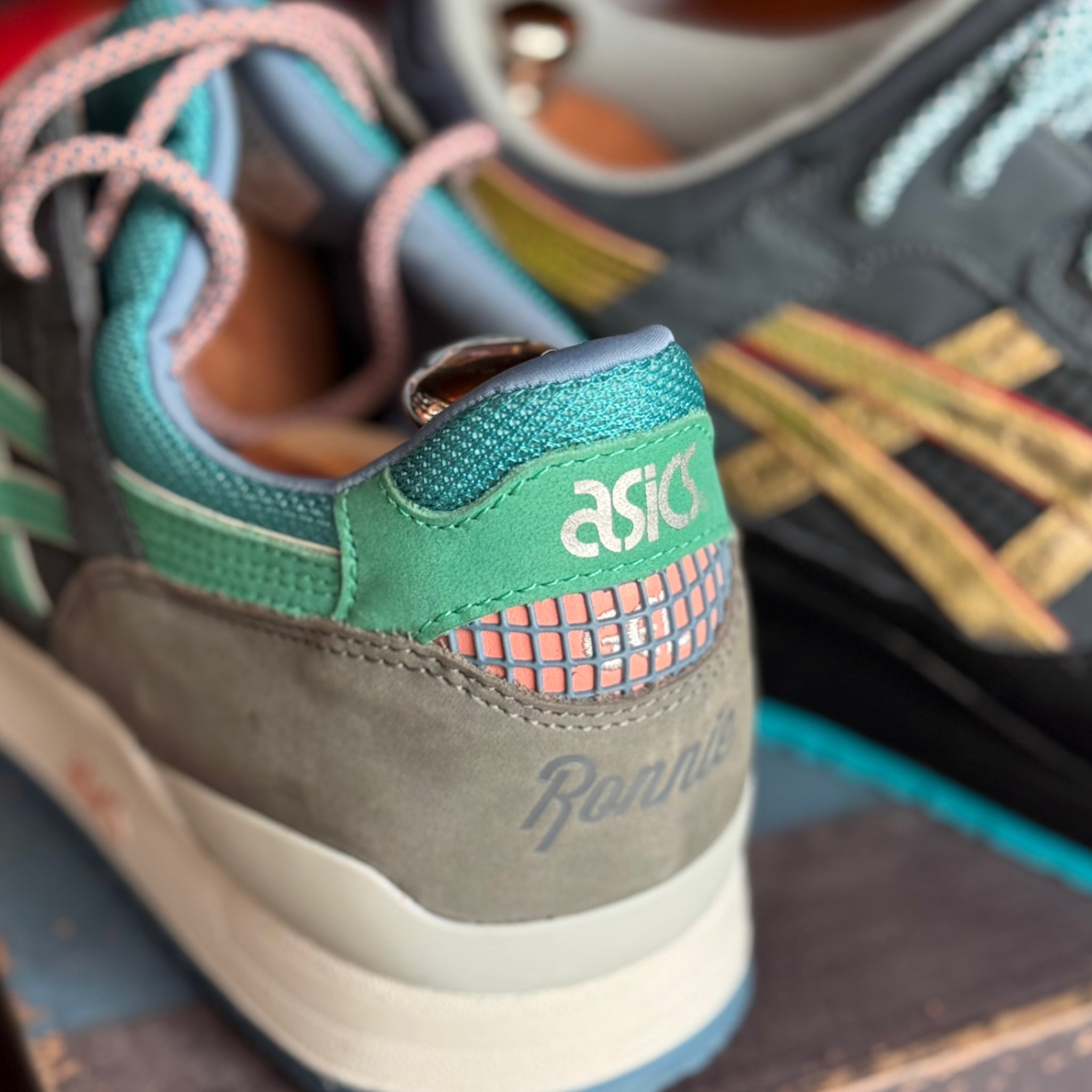 Kith Ronnie Fieg ASICS Gel Lyte 3 Homage Special Box 2015 (USED)