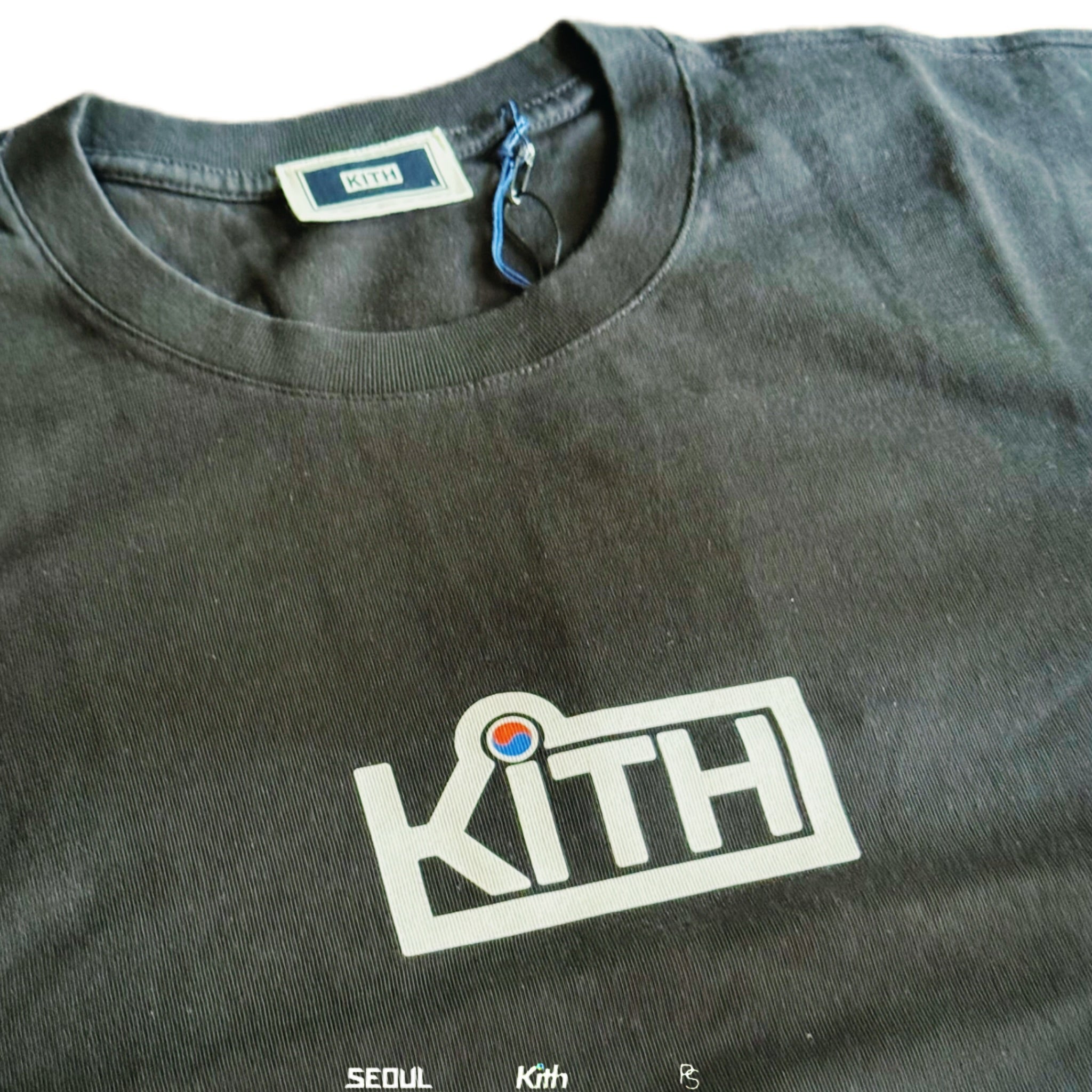 Kith Seoul Taegeuk Tee | Store Exclusive