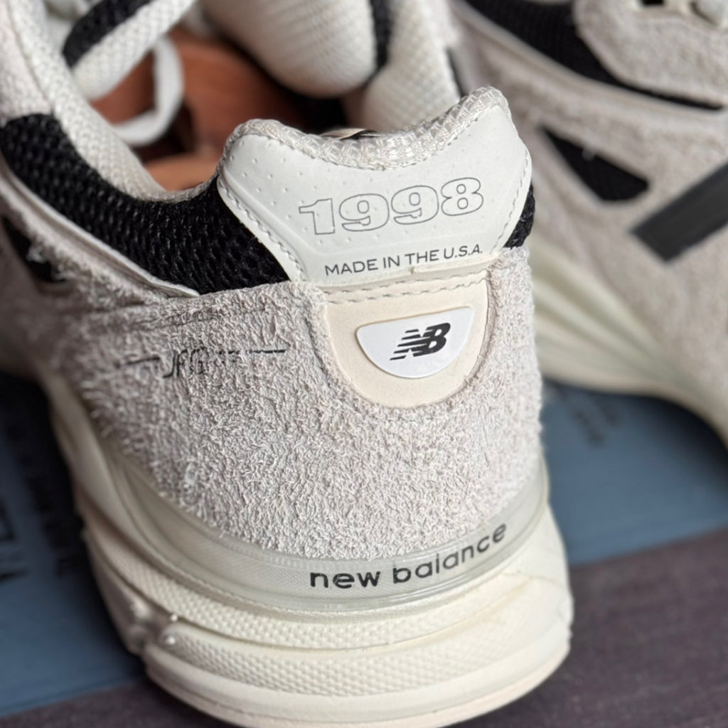 Joe Freshgoods New Balance 990v4 MiUSA 1998 Pack Intro 2023 (USED)