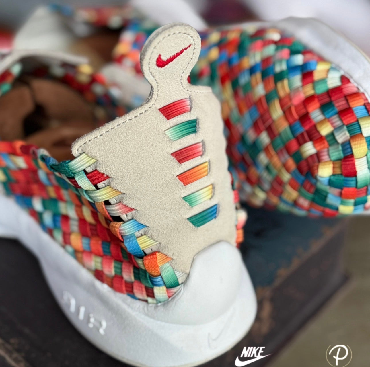Nike Air Woven Premium Rainbow 2017 (USED)
