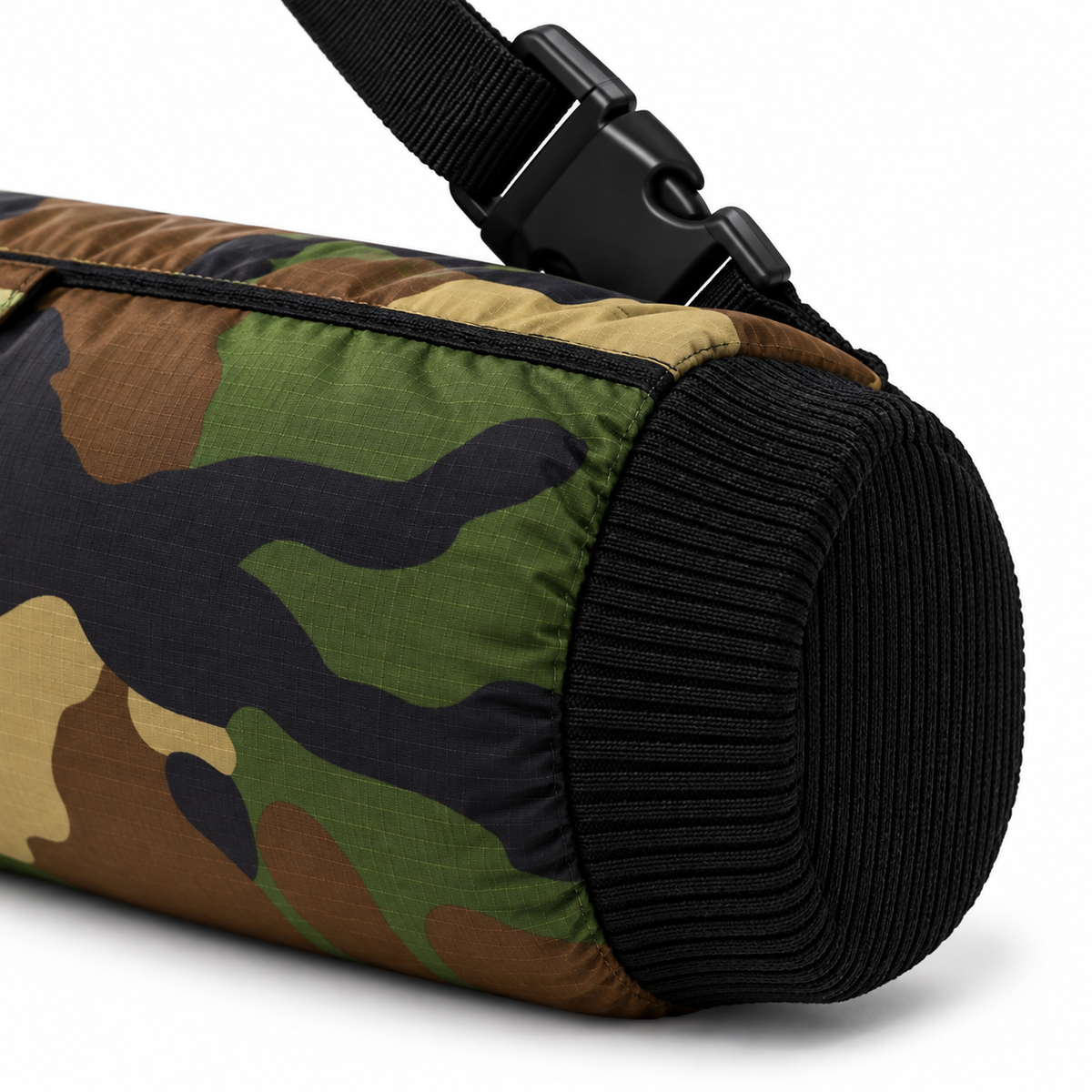 Supreme Hand Warmer Woodland Camo 2018 (USED)