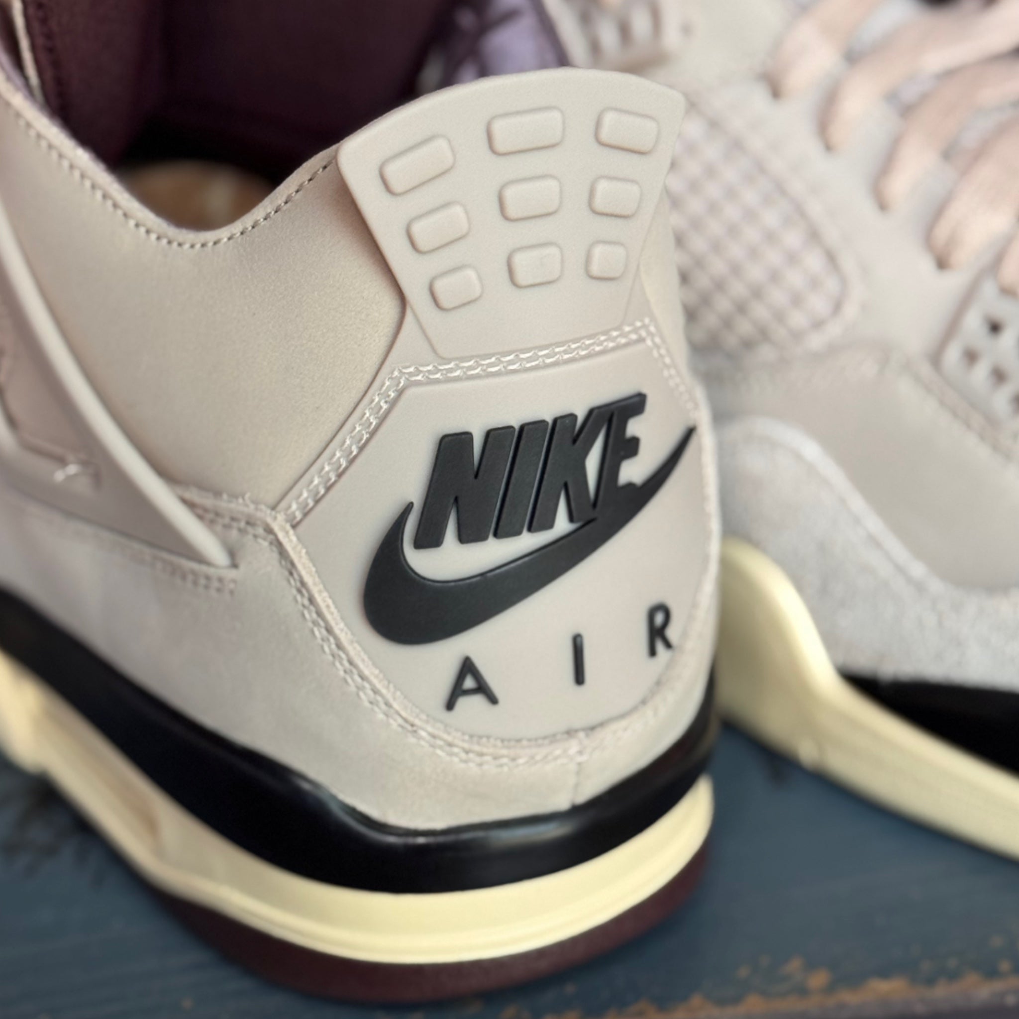 A Ma Maniére Air Jordan 4 Retro Womens While You Were Sleeping 2024 (USED)