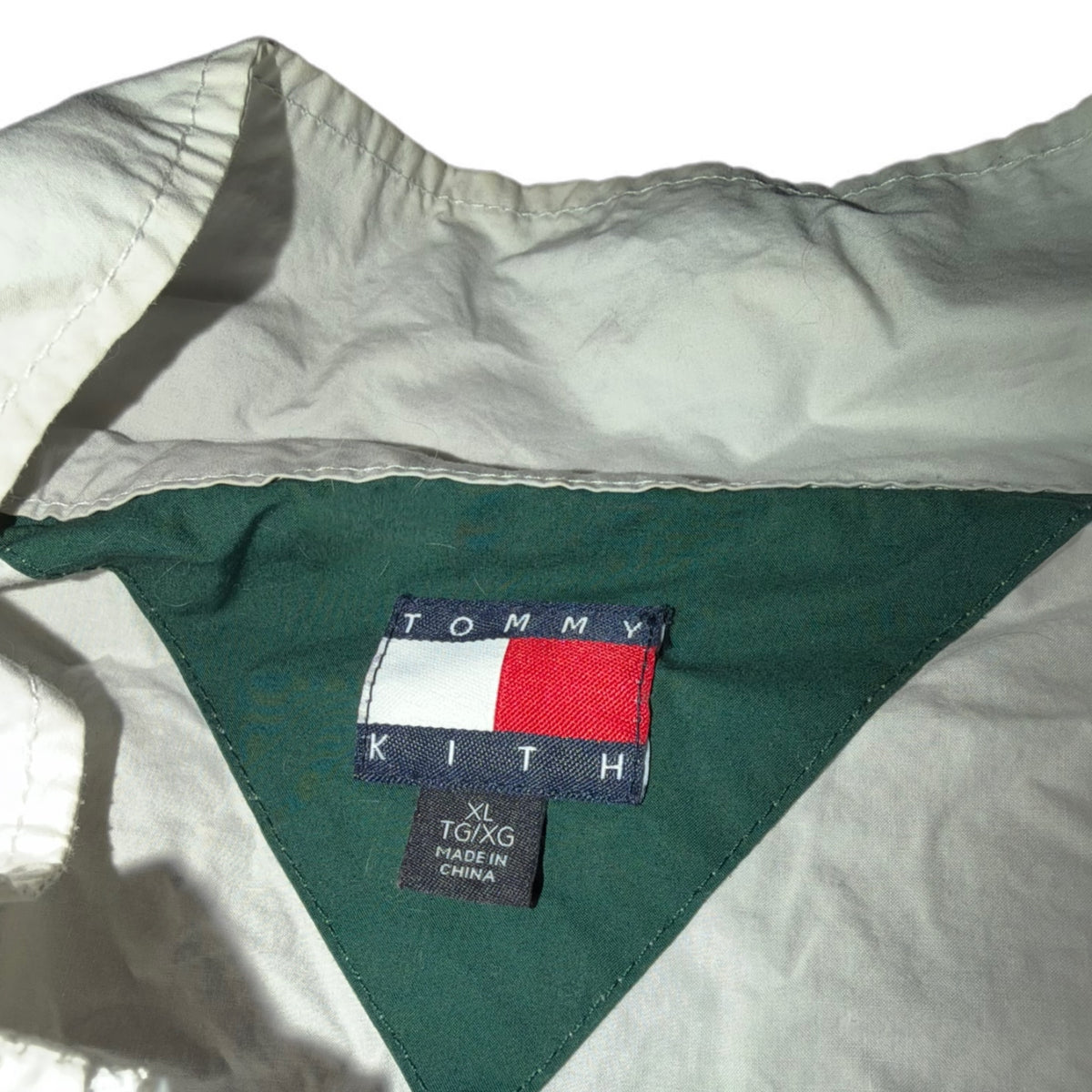 Kith x Tommy Hilfiger Stripe Woven Pullover Jacket White Grey 2019 (USED)
