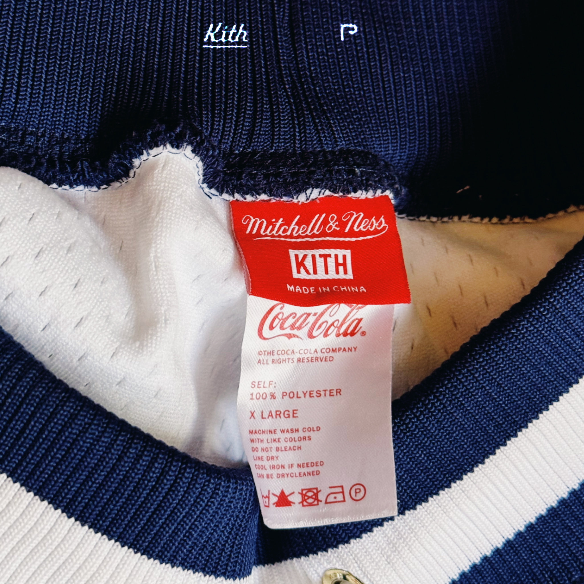Kith Coca-Cola Mitchell & Ness Hawaii Shorts 2019 (USED)