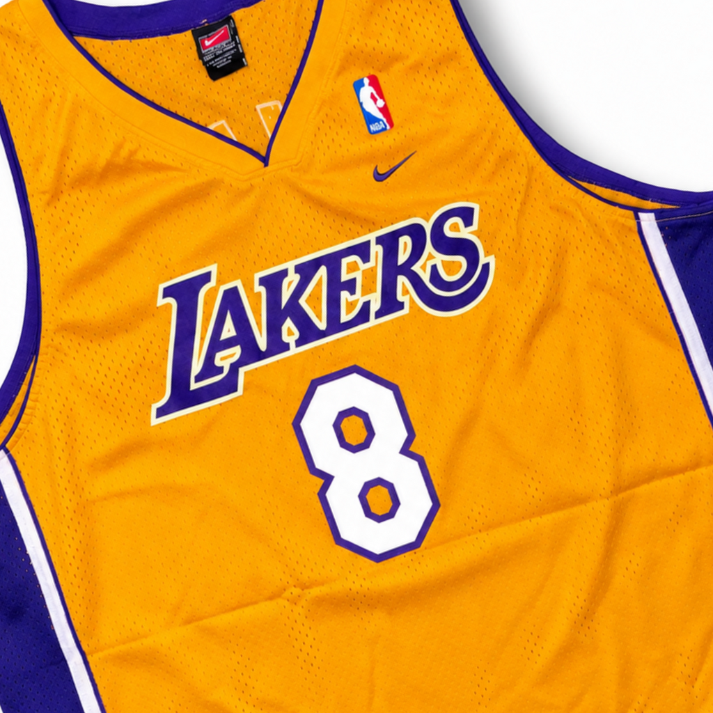 Nike Los Angeles Lakers Kobe Bryant Swingman Vintage Jersey Yellow 2002 (USED)