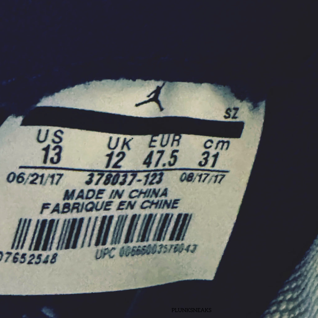 Air Jordan 11 Retro UNC Win Like 82 (USED)
