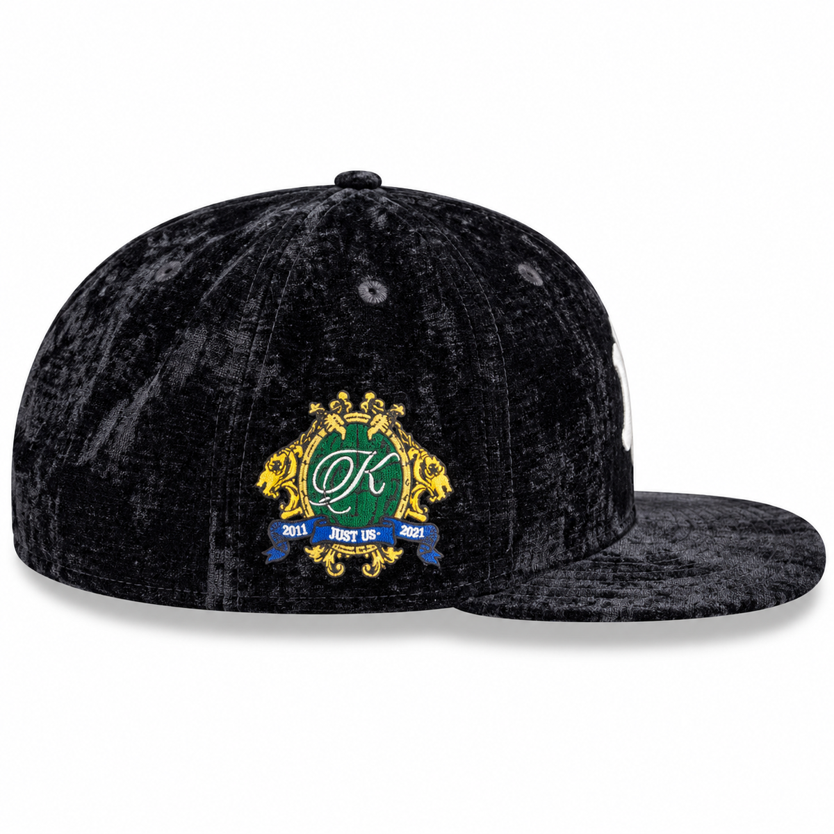 Kith New Era New York Yankees 10th Anniversary Velvet Fitted Hat Black 2021 (USED)