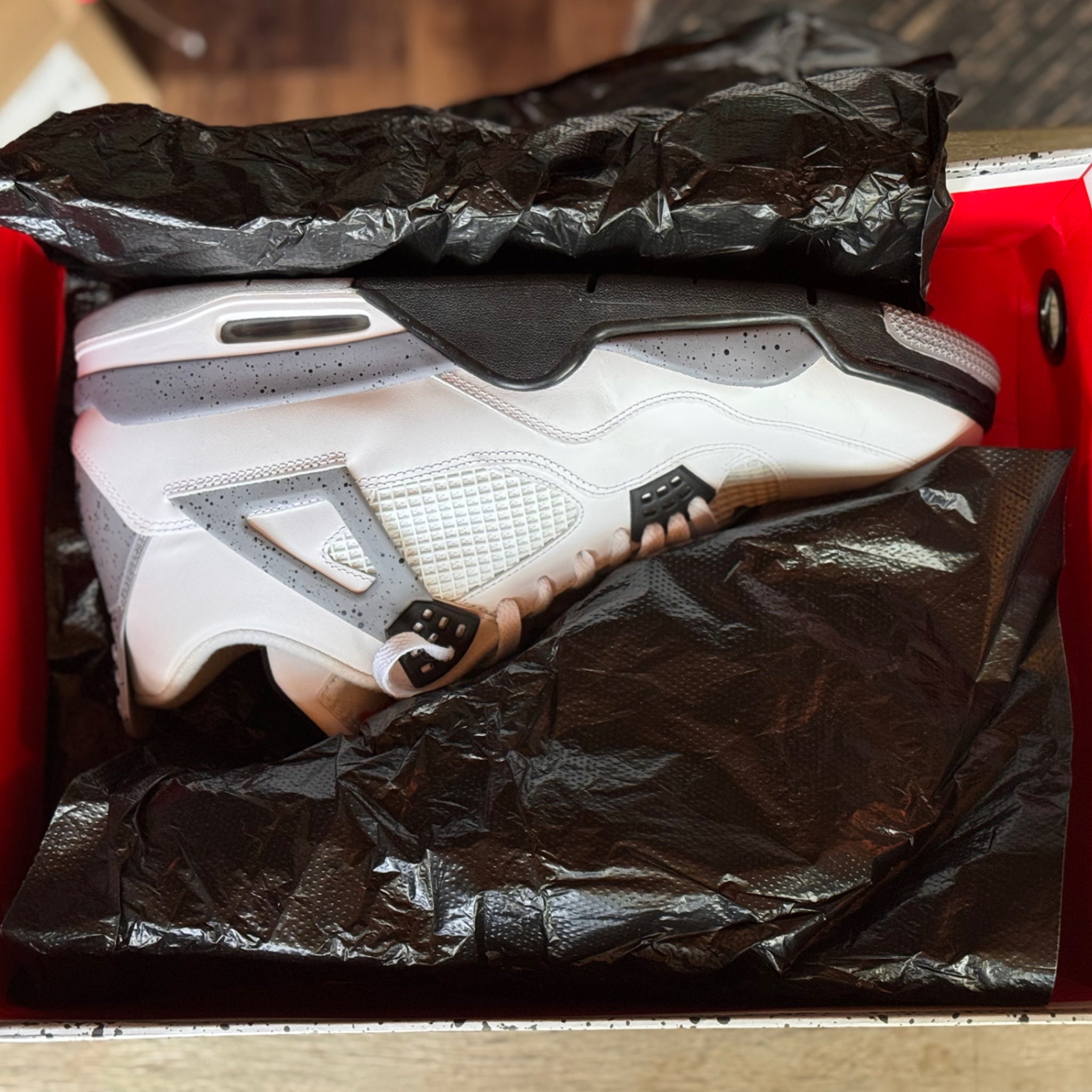 Air Jordan 4 Retro White Cement 2012 (USED)