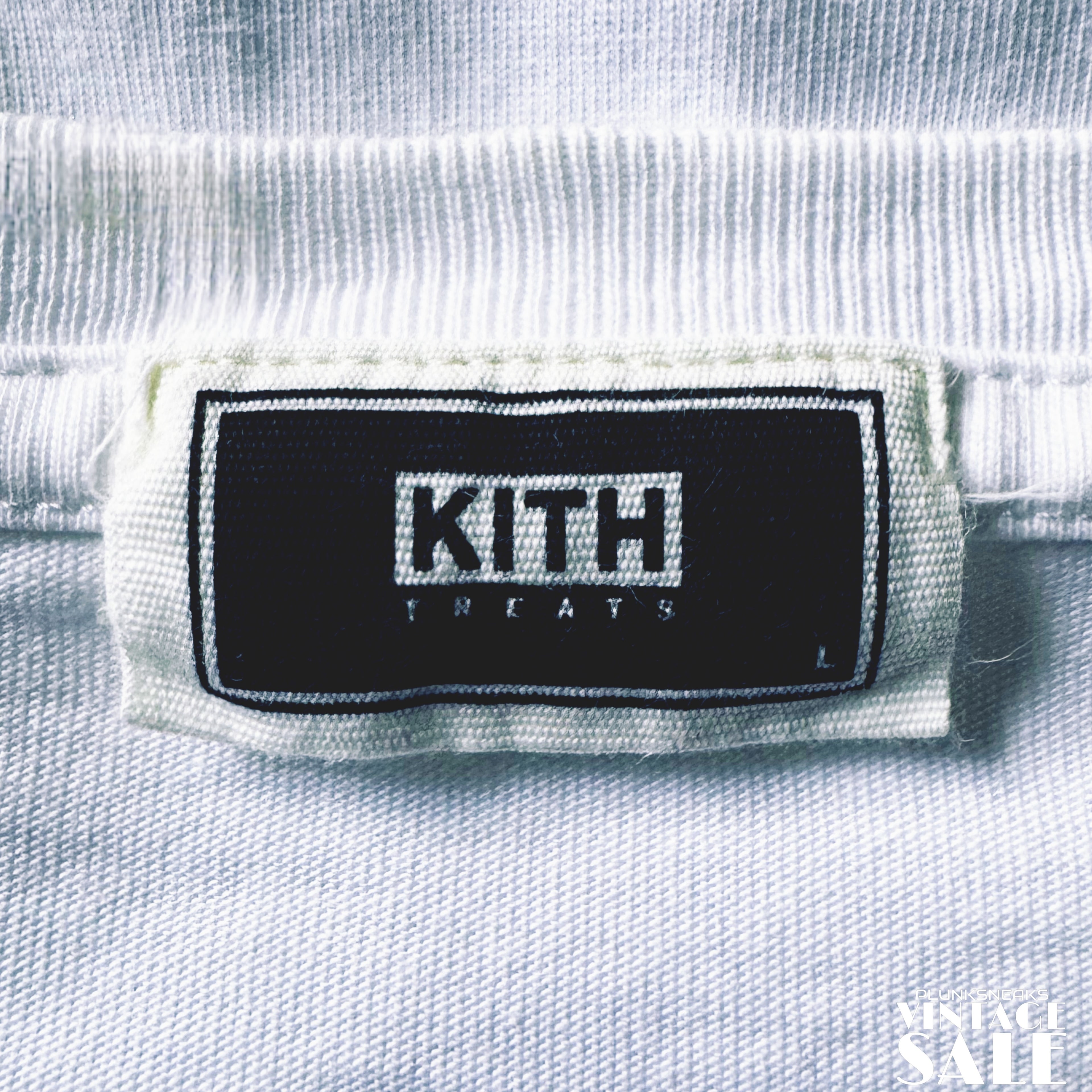Kith Treats Cafe Hawaii Tee 2023 (USED)