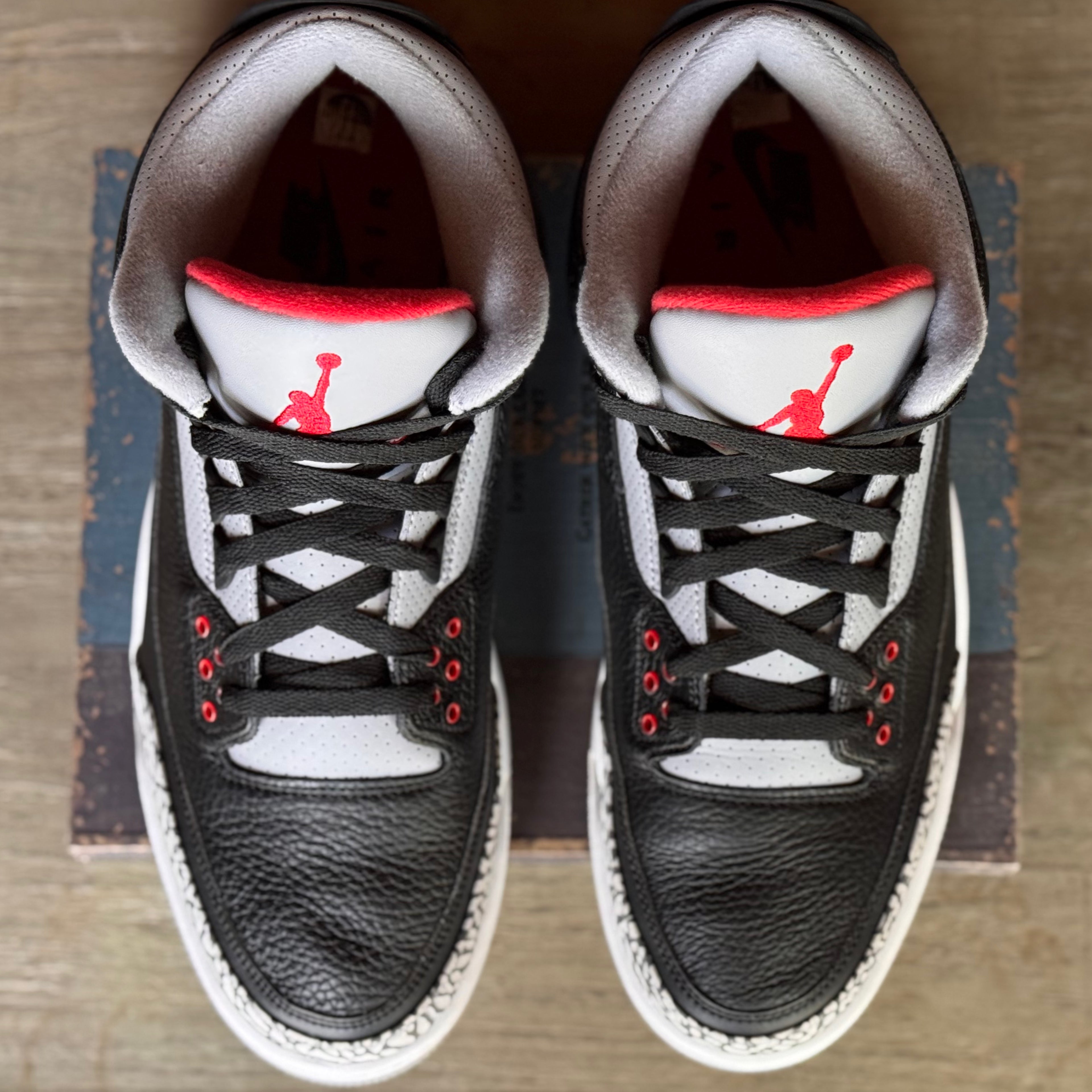 Air Jordan 3 Retro OG Black Cement 2018 (USED)