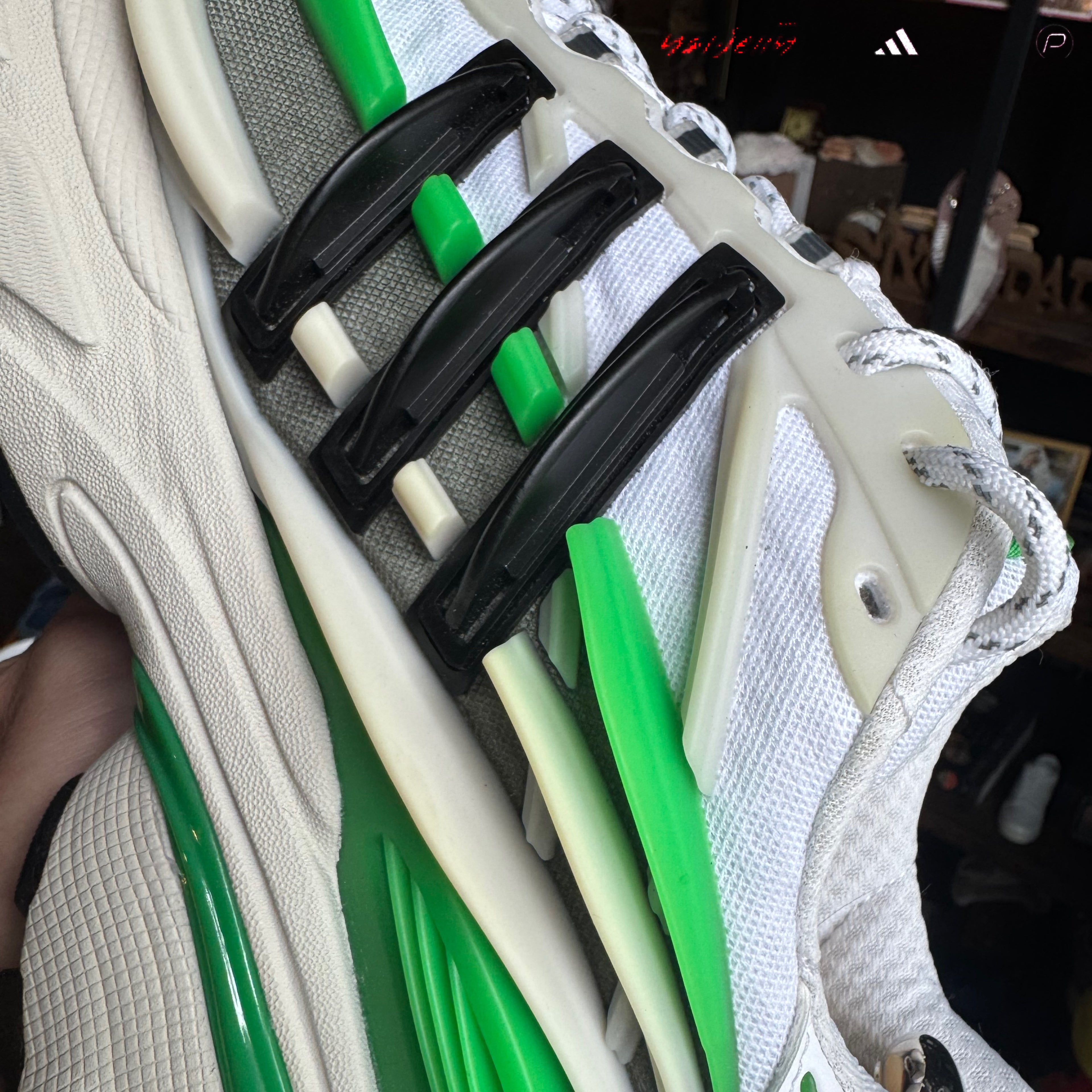 Pharrell x VIRGINIA x adidas Adistar Jellyfish Focus Olive Real Green 2025 (USED)