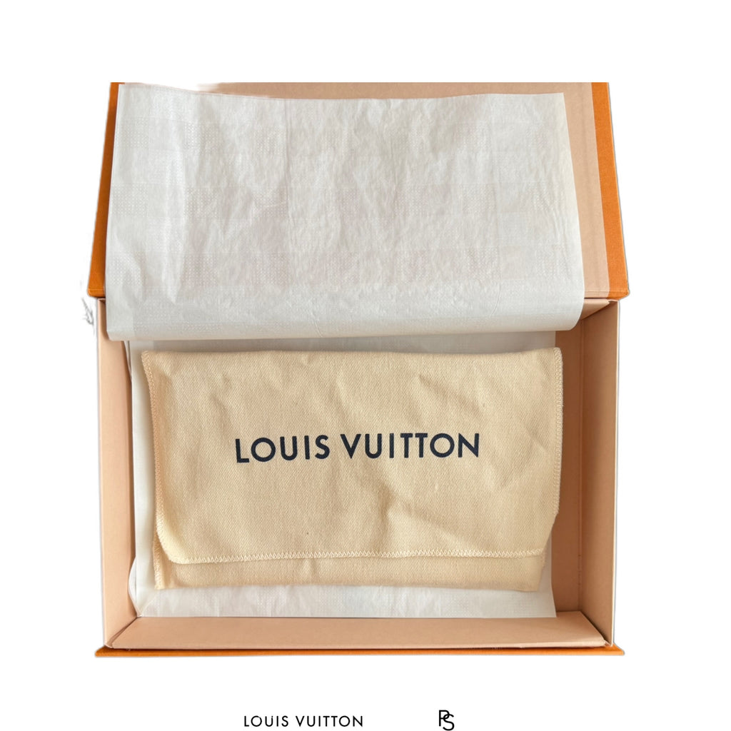 Louis Vuitton x Takashi Murakami Monogram Multicolor Emily Notebook Cover 2025 (USED)