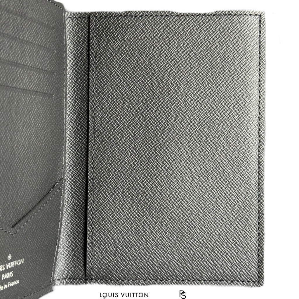 Louis Vuitton Monogram Eclipse Passport Cover 2017 (USED)