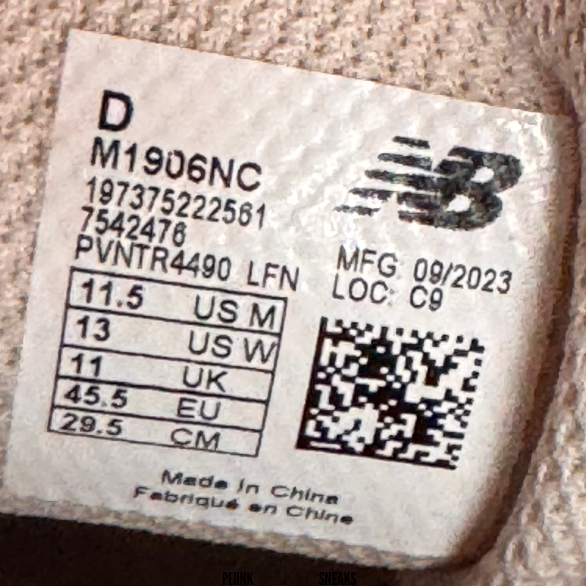 New Balance 1906U Angora Blue Pink Lunar New Year 2024 (USED)
