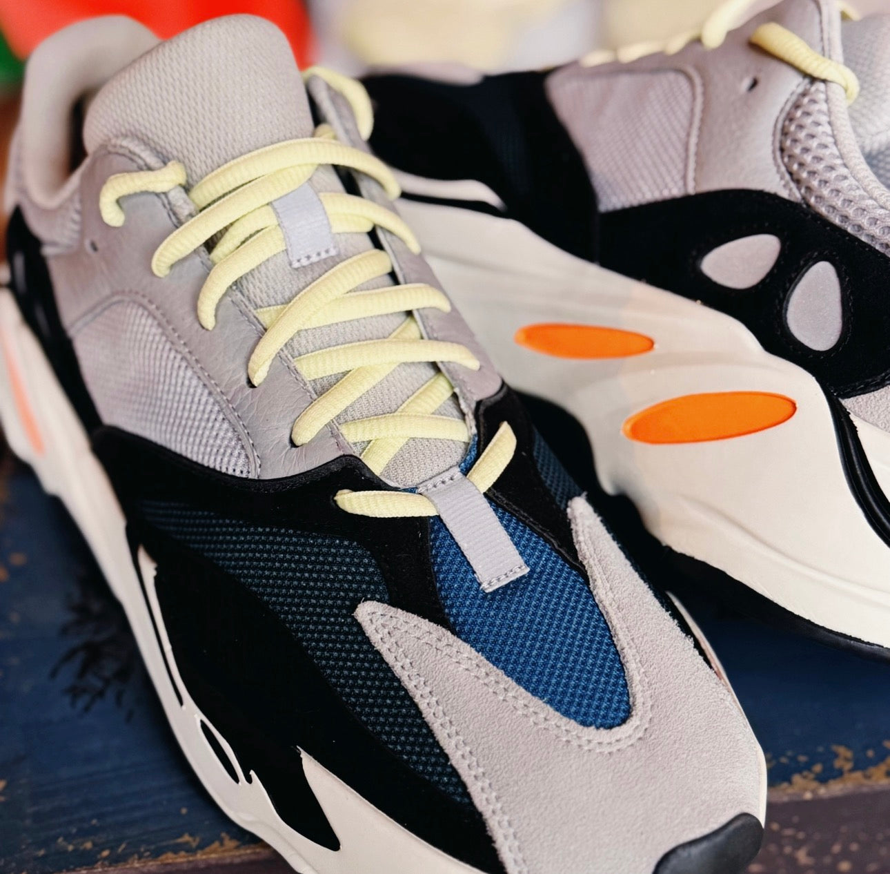 adidas Yeezy Boost 700 Wave Runner 2017 (USED)