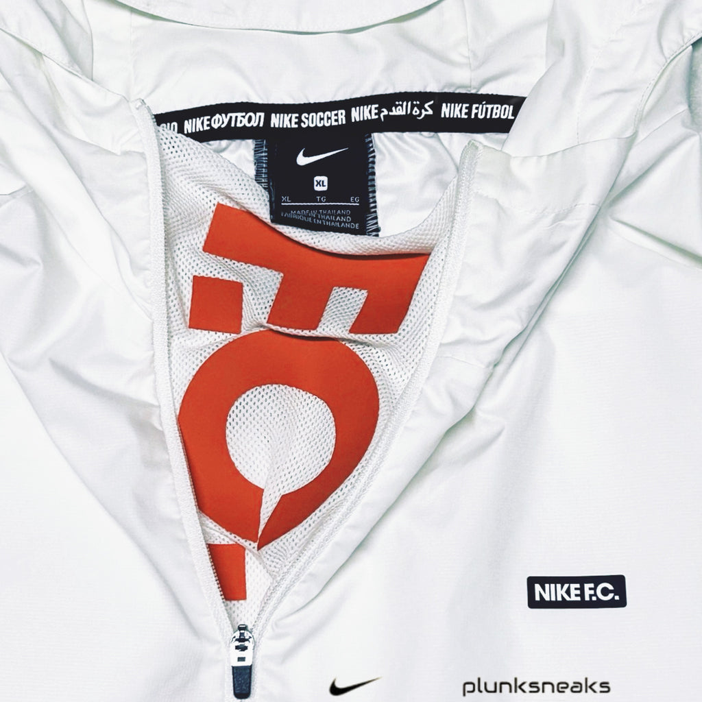 Nike FC Soccer Nylon Repel Pullover Jacket 2018 (USED)